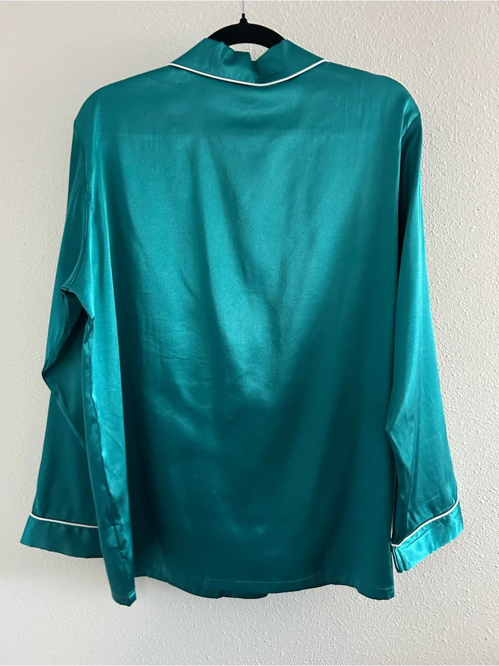 Swomog Silky Teal Button-Up Pajama Top